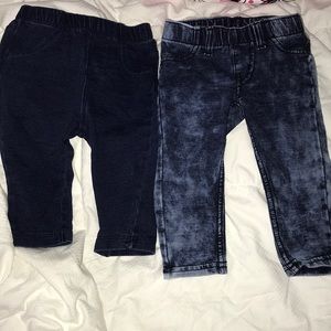 2 pairs of jeggings